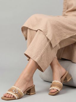 CHINRAAG - Women Beige Block Heels