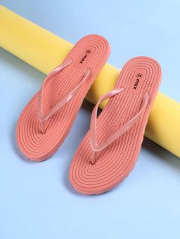 max - Women Pink Flipflops