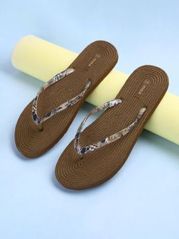 max - Women Brown Flipflops