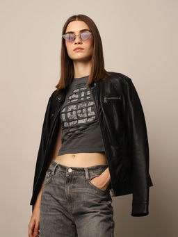 ONLY - Black Cropped T-Shirt