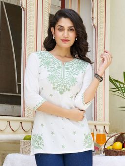 KAFTANIZE - White Embroidered Short Kurti