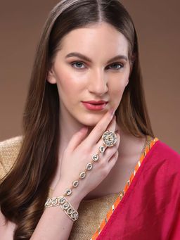 PANASH - White Brass Hand Harness