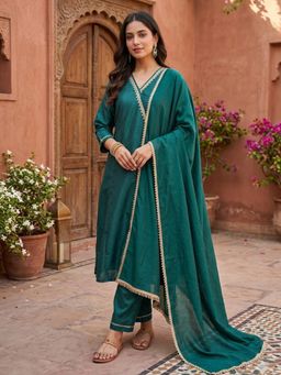 Koskii - Women Green Solid Embroidered Angarkha Kurta with Pant and Dupatta