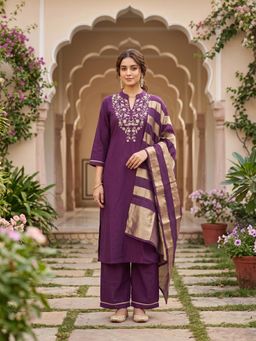 Koskii - Women Purple Floral Embroidered Kurta with Pant and Dupatta
