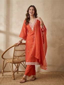 Koskii - Women Orange Embroidered Thread Work Kurta with Pant and Dupatta