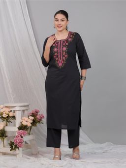ARAMYA - Women Black Floral Embroidered Kurta with Pant