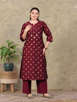 ARAMYA - Women Maroon Floral Printed Kurta with Pant