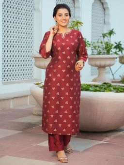 ARAMYA - Women Maroon Floral Printed Kurta with Pant