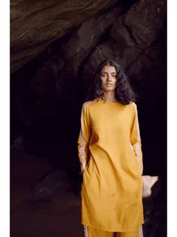 dash and dot - Women Mustard Side Top