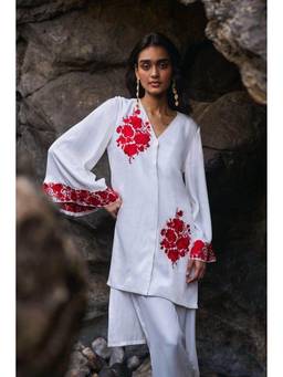 dash and dot - Women White Longline Top