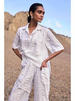 dash and dot - Off White Asymmetric Side Tie Top