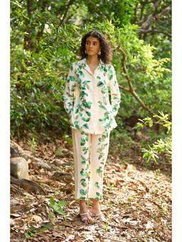 dash and dot - White Leaf Print Pants