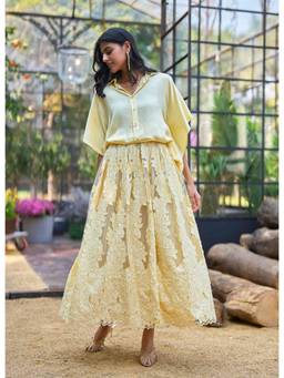 dash and dot - Yellow Cutwork Lace Applique Flared Skirt