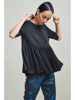 dash and dot - Black Knit Accordion Top
