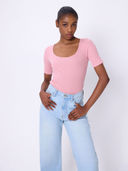 Pink color option, Currently selected