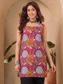Red color option, Sold out, Currently selected