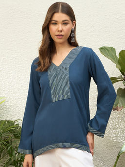 InWeave - Blue Solid Rayon Regular Top