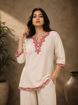 COTTONS DAILY - White Floral Pure Cotton Regular Top