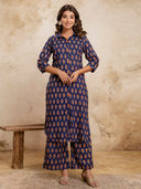 Navy Blue color option, Currently selected