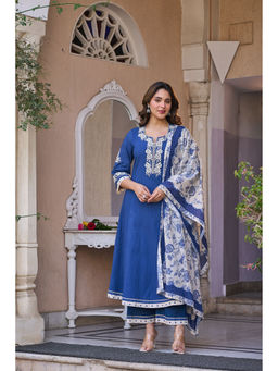 WOOMN - Navy Blue Thread Embroidery Kurta with Pant & Dupatta