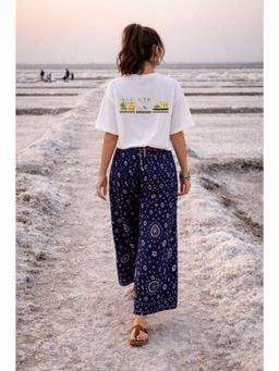 The Fit Theory - Women Oversized T-Shirt - City White Gujarat