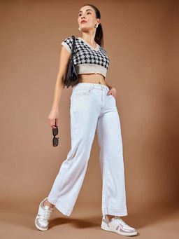 DOLCE CRUDO - Womens White Flared Mid Rise Clean Look Stretchable Jeans