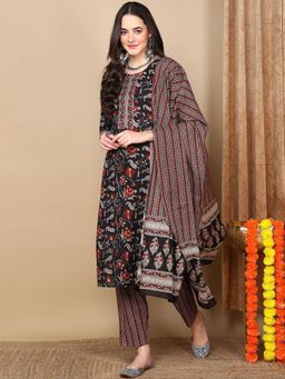 Vaamsi - Women Black Rayon Blend Floral Straight Kurta with Pant and Dupatta (Set of 3)