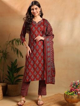 Vaamsi - Women Brown Rayon Blend Floral Printed Straight Kurta Pant & Dupatta (Set of 3)