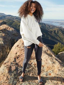 American Eagle - Women Black Ripped High Rise Jegging