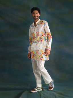 Blushing Couture by Shafali - Cream Printed Men Kurta (Set of 2)