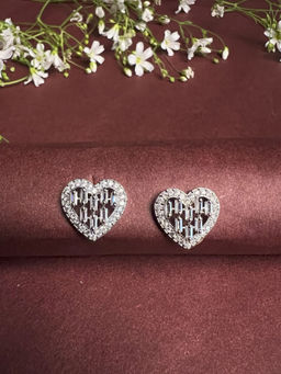 ISHKAARA - Women White Stone Heart Shaped Ad Stud Earrings