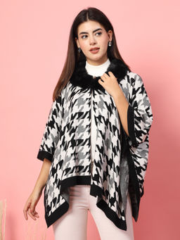 Mafadeny - Women Chevron Printed Black Poncho