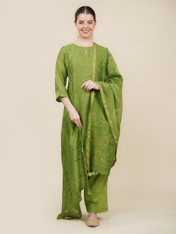 House Of Dharaa - Green Embroidered Chanderi Kurta Printed Pant with Dupatta (Set of 3)