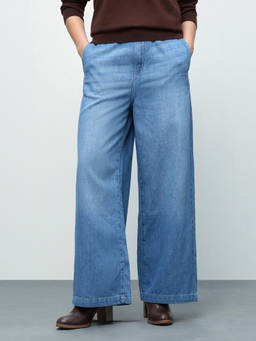 U.S. POLO ASSN. - Women Wide Leg Fit Blue Jeans
