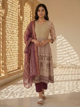 Rangita - Women Mauve Poly Viscose Embroidered Kurta with Pant and Dupatta