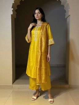 Rangita - Women Mustard Viscose Embroidered Straight Kurta with Pant