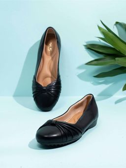 Inc.5 - Womens Black Casual Solid Round Toe Slip on Ballerina
