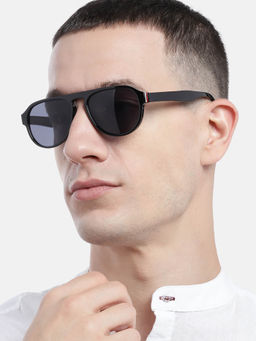 Carlton London - Men Polycarbonate UV Protected Black Dial Oval Sunglasses