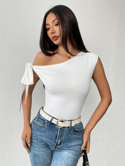 Outzidr - Off White One Sleeve Shoulder Tie-up Top