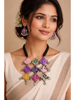 Designbox - Multi-Color Statement Traditional Jewellery Set