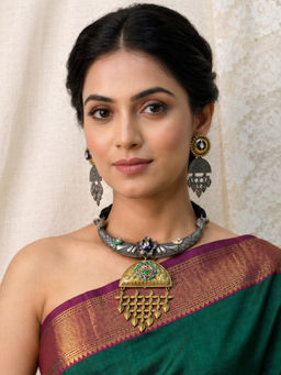 Designbox - Multi-Color Stones Traditional Jewellery Set