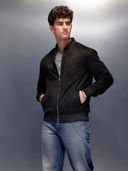Black color option, Currently selected