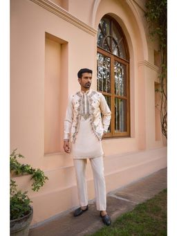 ISHA GUPTA TAYAL - White Hand Embroidered Bundi Jacket Set