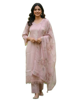 M MARCH LABEL - Banarasi Idol Pink Kurta And Pant With Dupatta