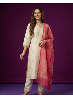 SPAN - Women Silk Printed Ivory Kurta And Pant With Dupatta