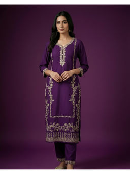 SPAN - Women Rayon Embroidered Purple Kurta And Pant With Dupatta