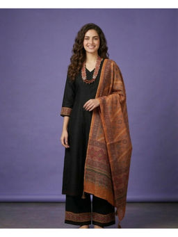 SPAN - Women Silk Printed Black Anarkali And Pant With Dupatta