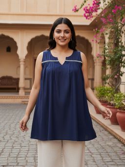 Qurvii - Navy Blue Solid Top With Lace Detailing