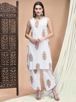 Shree - Women White Cotton Floral Kurta with Pant (Set of 2)