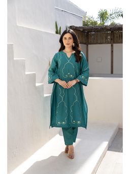 ASRUMO - Women Green Chanderi Embellished Kurta with Pant & Slip (Set of 3)